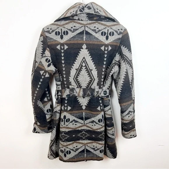 Coldwater Creek Southwestern Wool Blanket Wrap Coat Western Equestrian Aztec M - Picture 12 of 12